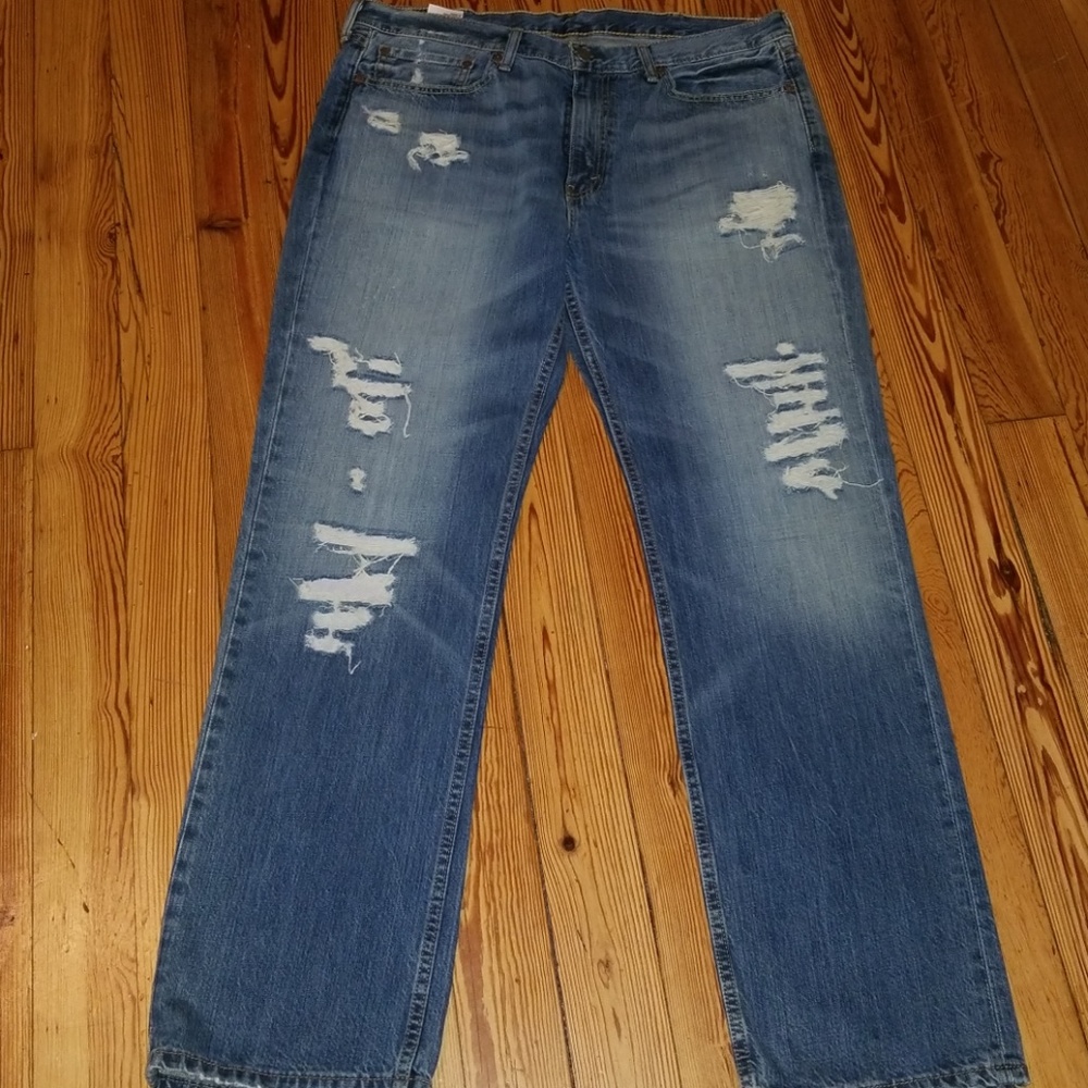 Men's Levi Jeans